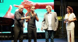 Altın Koza’da Onur Ödülleri Hale Soygazi ve Müjdat Gezen’e Verildi