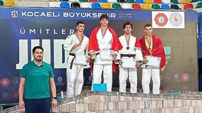 Balkan Şampiyonası’nda Çifte Başarı