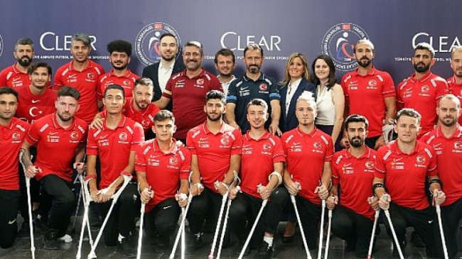 Clear, Türkiye Ampute Futbol Milli Takımı sponsorluğunu, basın toplantısıyla duyurdu