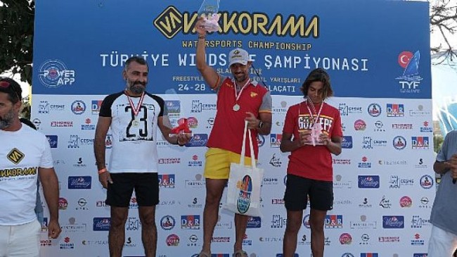 D&R’ın Eğlenceli Dünyası Vakkorama Türkiye Windsurf Şampiyonası Heyecanına Ortak Oldu