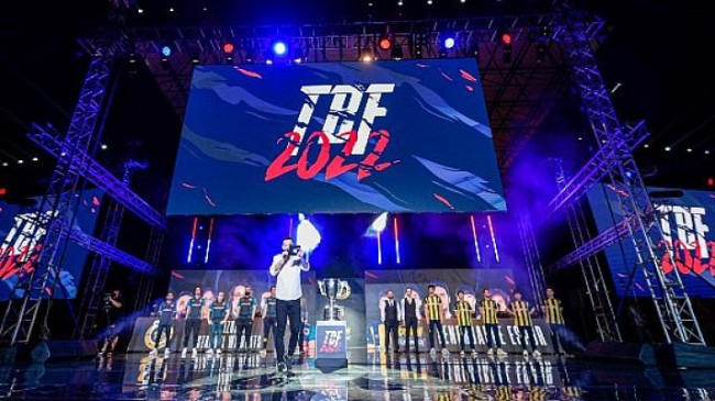 İzmir LoL Türkiye Büyük Finali’ne ev sahipliği yaptı