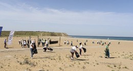 Nestlé Gönüllüleri, Sarıyer Kısırkaya Plajı’nı Temizledi