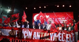 Antalya’da muhteşem Cumhuriyet coşkusu