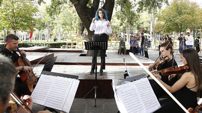Başkent Kültür Yolu Festivali’nde Ankaralılar Orkestra Şefi olarak sahne aldı