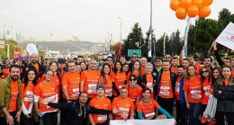 AÇEV, İstanbul Maratonu’nda hedefini aşarak 546 çocuğa ulaştı