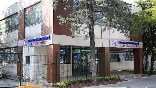 Bayrampaşa Belediyesi Kadın Yaşam Merkezi açıldı
