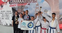 Nilüferli sporcular Karate Turnuvası'ndan ödülle döndü